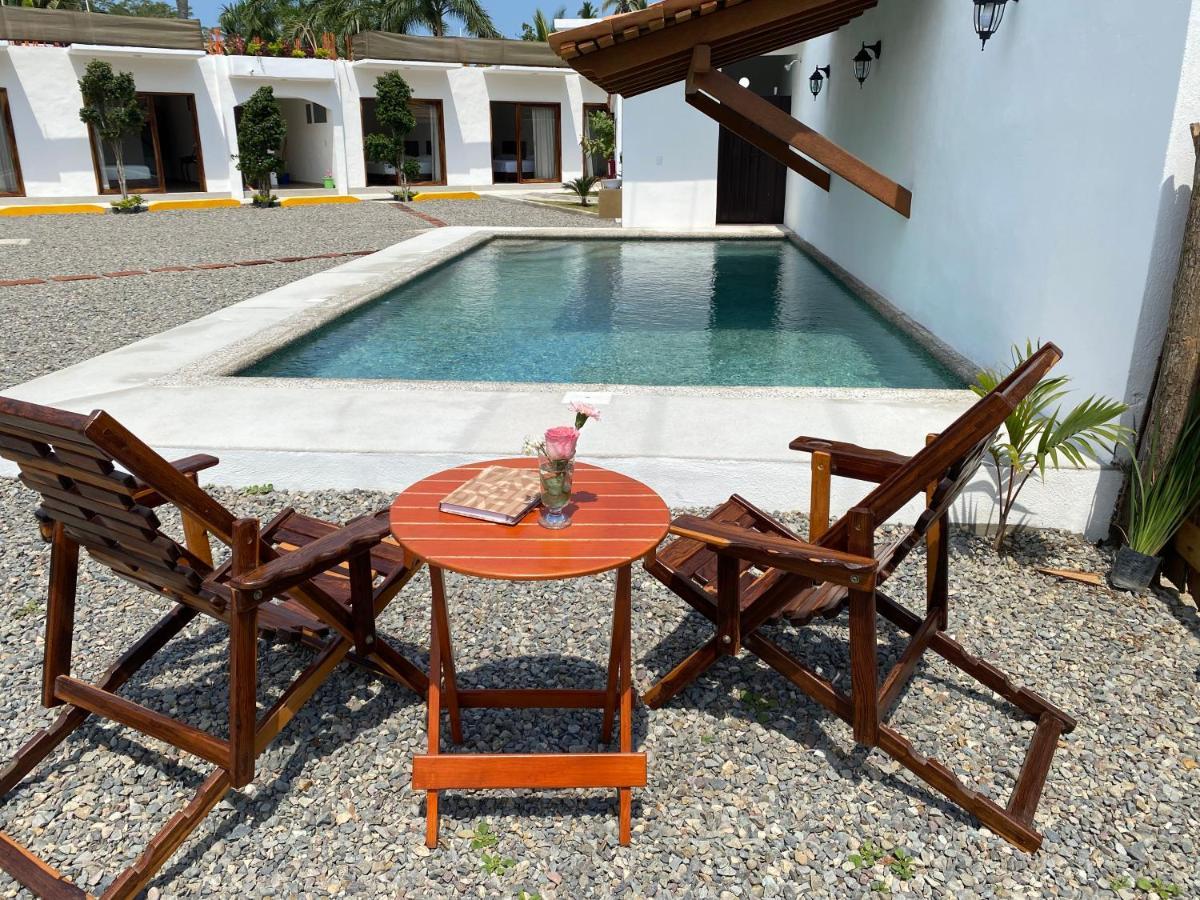 Hotel Casa Victoria Zihuatanejo Kültér fotó