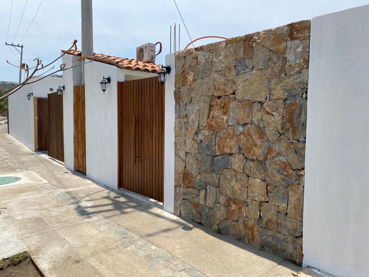 Hotel Casa Victoria Zihuatanejo Kültér fotó