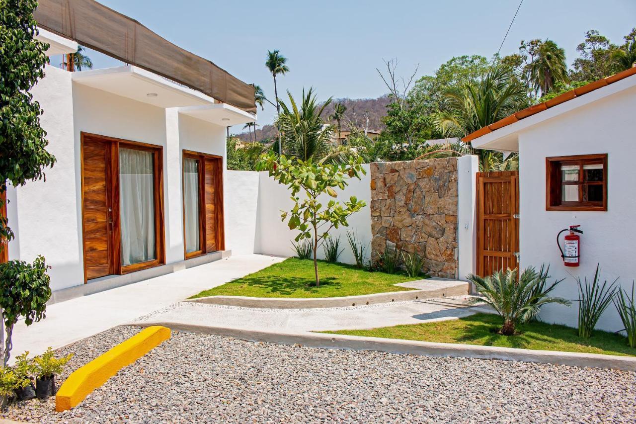 Hotel Casa Victoria Zihuatanejo Kültér fotó