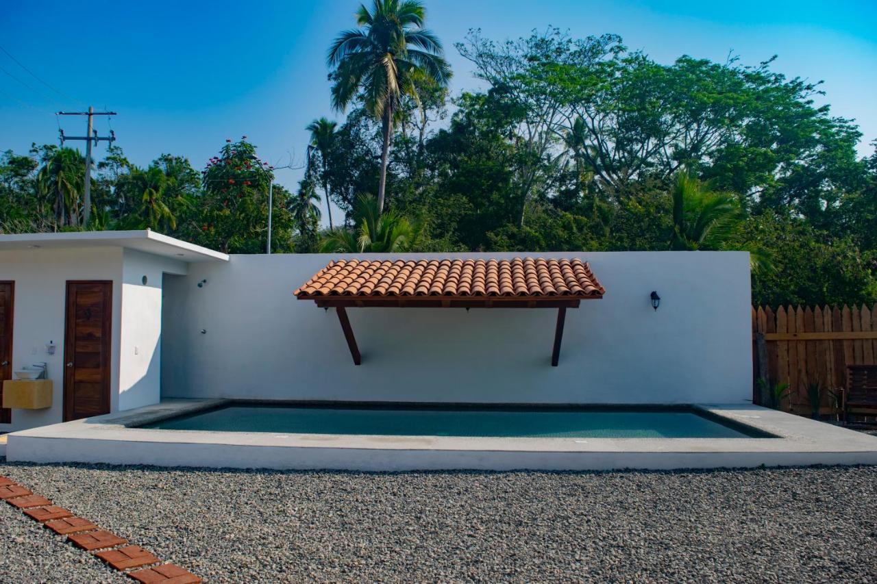 Hotel Casa Victoria Zihuatanejo Kültér fotó